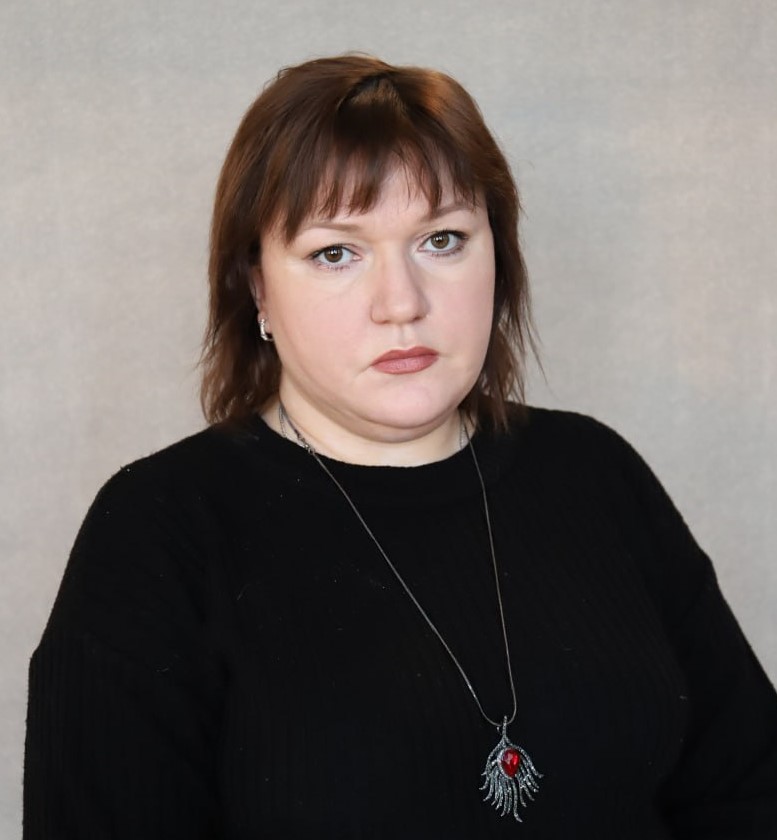Сумина Олеся Ивановна.
